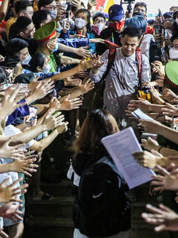Những 'nam thần' bóng rổ Việt Nam gây sốt tại SEA Games 31