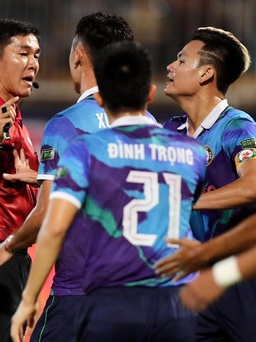 Trọng tài Ngọc Nhớ nhận thêm nỗi buồn sau sai sót nghiêm trọng