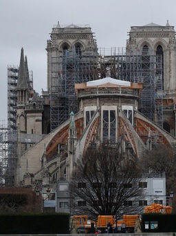 Lần đầu tiên sau 200 năm, Nhà thờ Đức Bà Paris không có lễ Giáng sinh