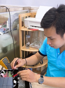 Những 'bàn tay vàng' sáng chế máy lọc nước nhiễm mặn