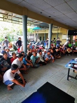 Trà Vinh: Bắt quả tang 40 người đánh bạc trực tuyến với nhà cái ở Campuchia