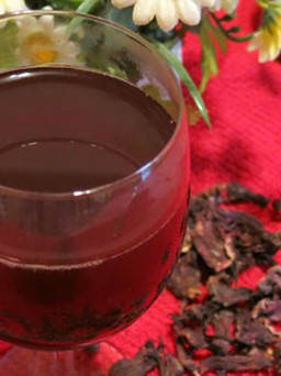 Tự làm cocktail hoa bụp giấm đơn giản tại nhà