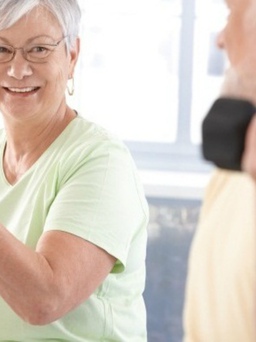 Tập gym giúp người già sống lâu hơn?
