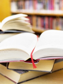 Chính phủ Ý tặng 570 USD cho mỗi thanh niên để mua sách đọc