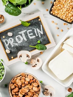 Ăn nhiều protein giúp chống suy tim ở người lớn tuổi