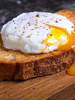 Mới ăn sáng xong lại thấy đói, nên ăn gì để không tăng cân?