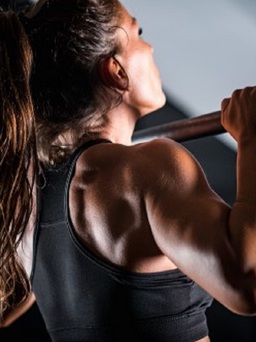 4 cách giúp cơ bắp phát triển mà không cần đến tạ hay phòng gym