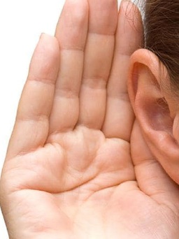Covid-19 có thể gây rối loạn thính giác và thăng bằng