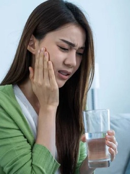 Súc nước muối có thực sự giúp giảm đau răng?