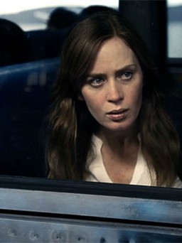 ‘The girl on the train’ tung trailer kích thích trí tò mò