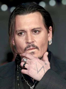 Johnny Depp năm thứ hai liên tiếp là ngôi sao 'ăn hại' nhất năm
