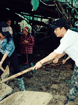 Ngọc Anh, Jolie Nguyễn cuốc đất lăn xả trong chuyến cứu trợ ở Hà Giang