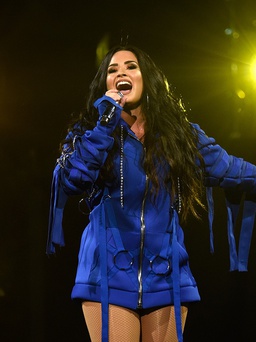 Demi Lovato hủy tour diễn vòng quanh thế giới để đi cai nghiện
