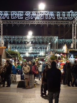 Khám phá những khu chợ Giáng sinh đặc biệt tại châu Âu