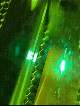 Kỹ thuật laser tăng khả năng diệt vi khuẩn cho bề mặt kim loại