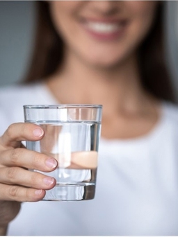 6 sai lầm nhiều người mắc phải khi uống nước