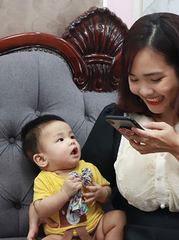 Nóng trên mạng xã hội: Bí mật của 'mẹ bỉm sữa' với những clip triệu view