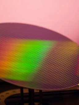 Disco đặt cược vào vật liệu 3D cho công nghệ chip tiếp theo