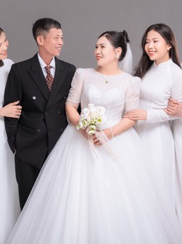 'Thả tim' bộ ảnh kỷ niệm đáng yêu của gia đình có 'ngũ long công chúa'