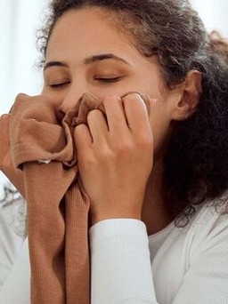 Nghiên cứu: Bài thuốc kỳ lạ từ 'mùi người yêu' có tác dụng như thuốc ngủ