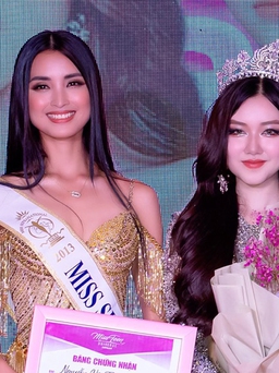 Nữ sinh 17 tuổi sang Mỹ thi Miss Teen