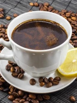Làm sáng tỏ trào lưu siêu giảm cân bằng cà phê chanh nóng trên TikTok