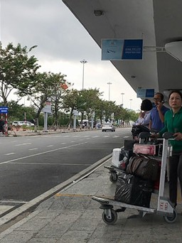 Phạt tài xế taxi chở khách lòng vòng ở biển Đà Nẵng
