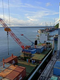 Xúc tiến đầu tư các hãng tàu container tại cảng Chân Mây