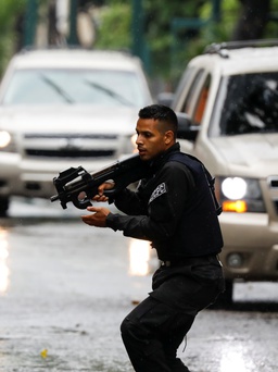 Cảnh sát Venezuela đấu súng với băng nhóm ở thủ đô, ít nhất 26 người chết