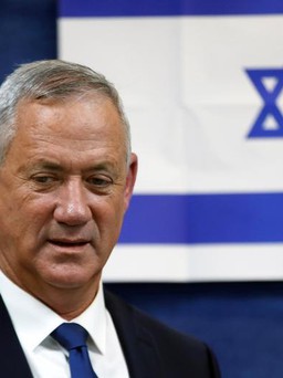 Người giúp việc của Bộ trưởng Quốc phòng Israel bị bắt vì tội gián điệp