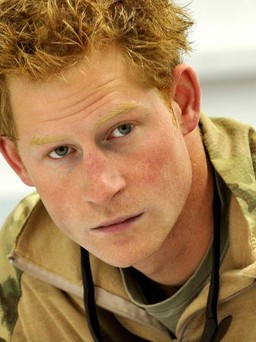 Hoàng tử Harry gây sốc khi tiết lộ số chiến binh Taliban ông đã giết