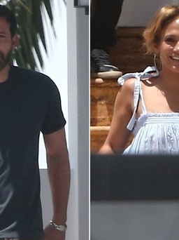 Jennifer Lopez hạnh phúc rạng ngời khi bị bắt gặp bên Ben Affleck
