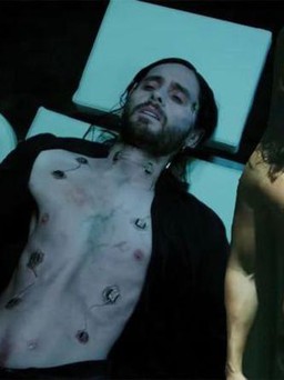 Jared Leto gầy trơ xương trong trailer bom tấn ‘Morbius’