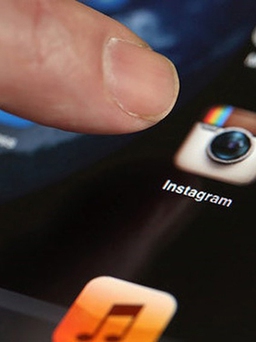 Instagram thêm tính năng chèn lời bài hát trong Stories
