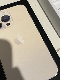 Apple loại bỏ tai nghe khỏi hộp đựng iPhone tại Pháp