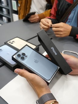 iPhone chỉ nằm trong Top 5 smartphone bán chạy tại Việt Nam
