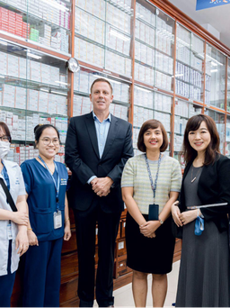 Nhiều triển vọng hợp tác trong chuyến làm việc của Phó chủ tịch Merck tại Việt Nam