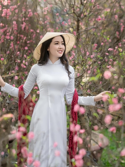 Áo dài Việt Nam: Còn gì tự hào hơn khi được mặc áo dài!