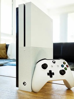 Microsoft thừa nhận doanh số ‘lép vế’ so với PS4 của Xbox One