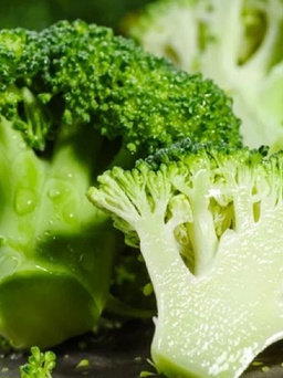 Ngày mới với tin tức sức khỏe: Một loại rau làm giảm 75% tế bào ung thư
