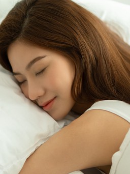 Ngủ chung hay riêng tốt cho quan hệ vợ chồng?