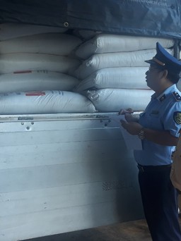Chở 7 tấn đường ‘lậu’ bị phạt 55 triệu đồng