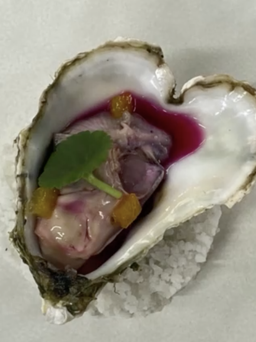 Quá độc đáo hàu hình trái tim chỉ dành cho Lễ tình nhân Valentine