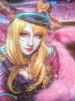 Ngắm ảnh hậu trường của Ahri vẫn xinh lung linh như thường