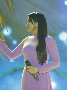 Diễn viên Lý Hương bất ngờ xin rút khỏi 'Tình bolero'