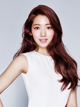 Park Shin Hye tự nhận trầm tính khi ở bên bạn bè