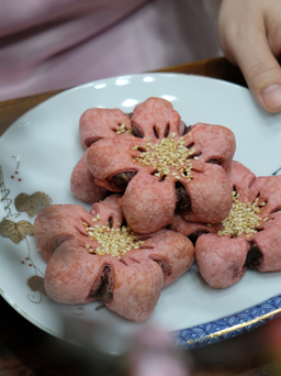 Bánh ngàn lớp hoa đào - món bánh gốc Hoa “cầu duyên” dịp năm mới