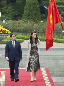 Thủ tướng Phạm Minh Chính chủ trì lễ đón Thủ tướng New Zealand Jacinda Ardern