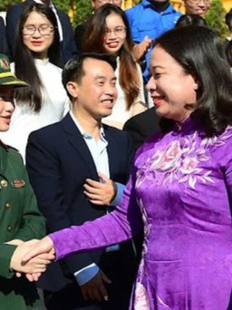 Anh Nguyễn Minh Triết cùng các nhà khoa học trẻ gặp mặt Phó chủ tịch nước