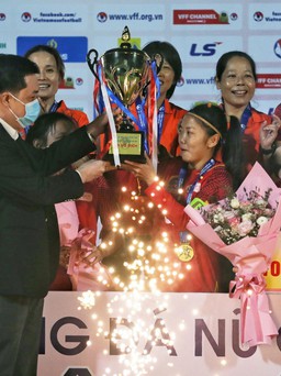 Thắng dễ Hà Nội, tuyển nữ TP.HCM bảo vệ thành công ngôi vô địch Cúp quốc gia
